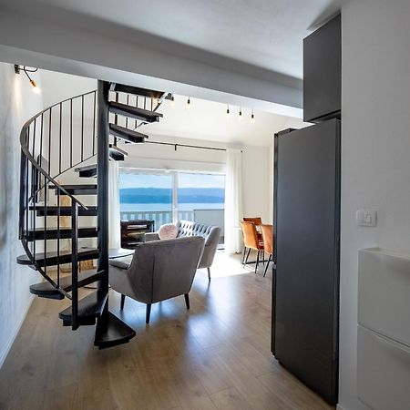Apartman Rojo Apartment Omis Exterior photo